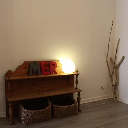 Apartment Appt 2 Piecesport La Nouvelle Pn550-018